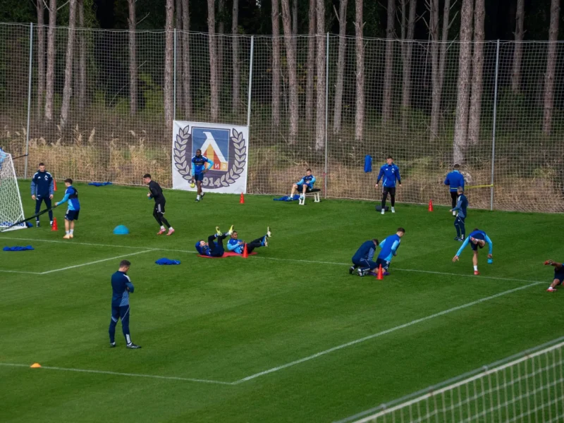 Сините въртят педали в Белек: отличен терен и пълен състав за Веласкес (ВИДЕО/СНИМКИ)