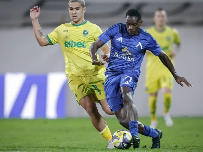 Оливер Камдем избра Камерун: Бранителят на Левски пред нов етап в кариерата си