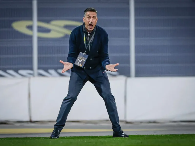 Високо напрежение: Веласкес и Петров влязоха в остър конфликт след драмата