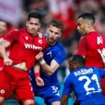 Левски остана на косъм от триумфа в дербито, титлата остава в сини ръце